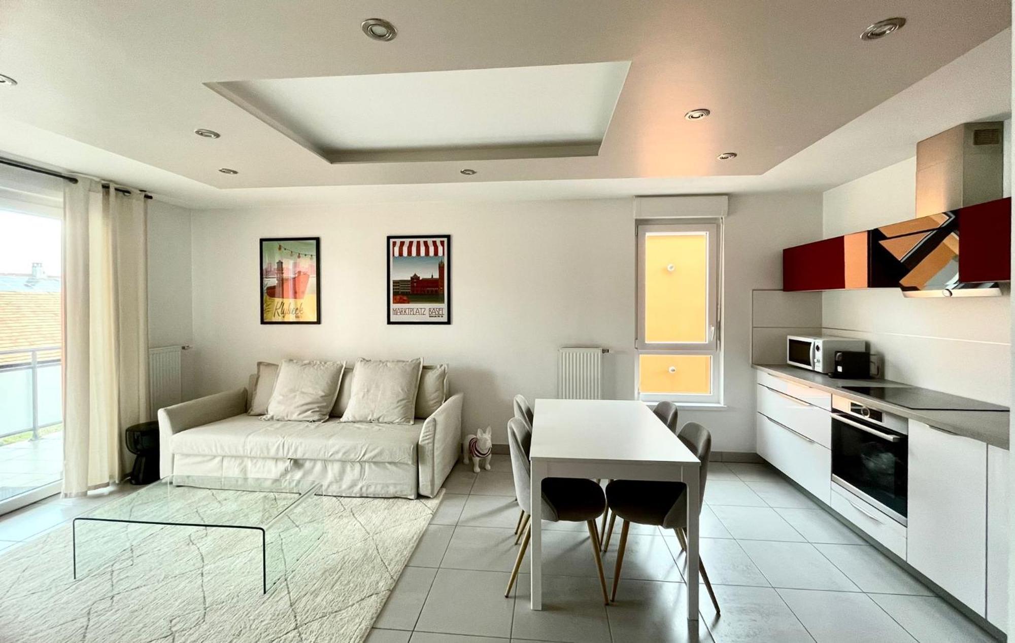 A Few Steps From Basel With Balcony And Free Private Parking Leilighet Saint-Louis  Eksteriør bilde